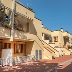Marcelli, Trilocale Con Portico A 300mt Dal Mare - M047 דירה *