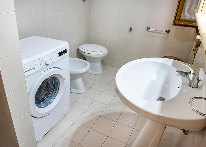 Marcelli, Trilocale Con Portico A 300mt Dal Mare - M047 Marcelli